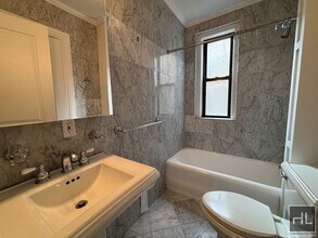 East 79th Street, Unit 10M in New York, NY - Building Photo - Building Photo