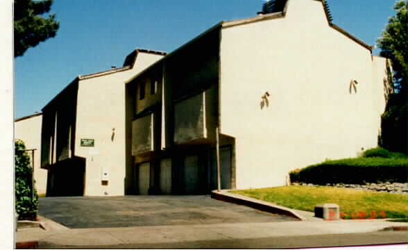Hidden Creek Town Homes in Concord, CA - Foto de edificio - Building Photo