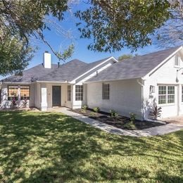 2100 Rosemary Ln in Round Rock, TX - Building Photo