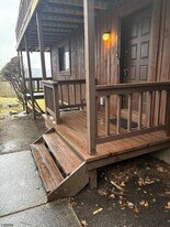 7 Deer Valley Ln in Vernon, NJ - Building Photo