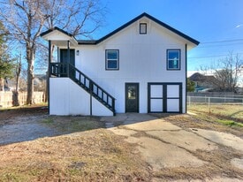 615 N Kickapoo Ave in Shawnee, OK - Building Photo