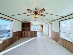 52335 Harrisburg Ln in New Baltimore, MI - Building Photo - Building Photo