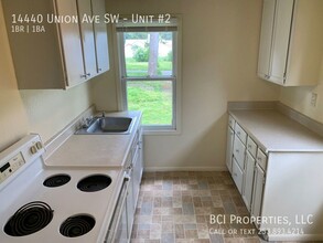 14440 Union Ave SW-Unit -Unit #2 in Lakewood, WA - Building Photo - Building Photo