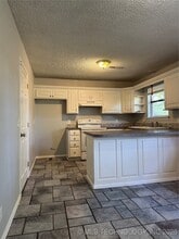 661 E 133rd Pl in Glenpool, OK - Foto de edificio - Building Photo