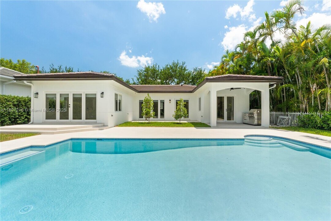 1213 Andora Ave in Coral Gables, FL - Building Photo