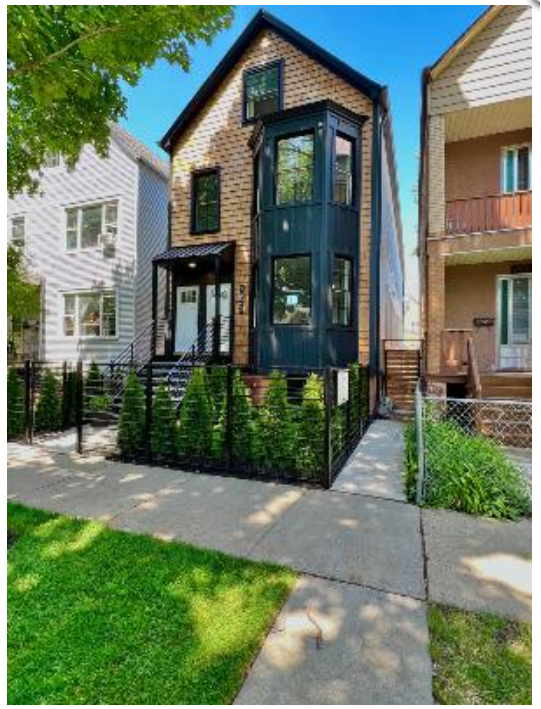 2976 N Ridgeway Ave Apartments and Nearby Chicago Apartments For Rent