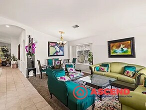 10409 Heather Valley Dr in Bakersfield, CA - Building Photo - Building Photo