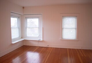 2905 SW 4th Ave in Portland, OR - Building Photo - Building Photo