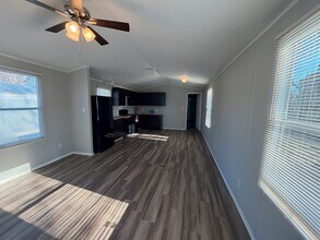 110 N Michigan St in Lawrence, KS - Building Photo - Building Photo