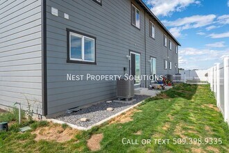 2637 W Marina Dr-Unit -5 in Moses Lake, WA - Building Photo - Building Photo