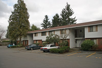 Taylene Court in Portland, OR - Foto de edificio - Building Photo