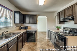 8936 Dakota Run in Converse, TX - Building Photo - Building Photo