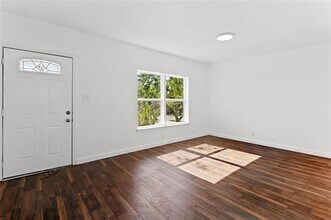 5524 Dartmouth Ave in River Oaks, TX - Building Photo - Building Photo