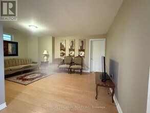 20 Pathlane Rd in Richmond Hill, ON - Building Photo - Building Photo