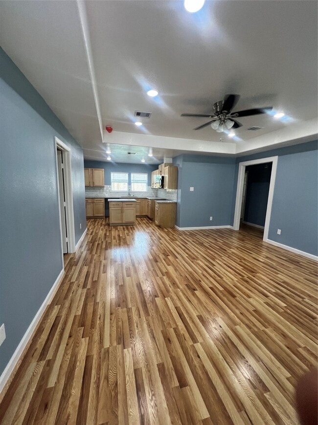 property at 7613 Lady St