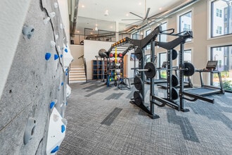 Lively Grande Dunes in Myrtle Beach, SC - Foto de edificio - Building Photo