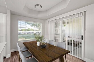 Finisterra Apartment Homes in Tempe, AZ - Building Photo - Building Photo
