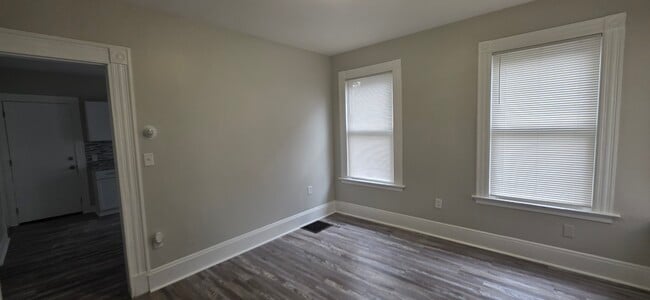 114 Cedar Hill Ave, Unit 1 in New Haven, CT - Foto de edificio - Building Photo