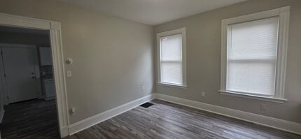 114 Cedar Hill Ave in New Haven, CT - Foto de edificio - Building Photo