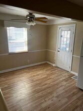 6047 Mayflower Ave in Cincinnati, OH - Building Photo - Building Photo