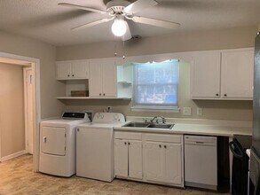 1200 Falls Church Rd in Raleigh, NC - Building Photo - Building Photo