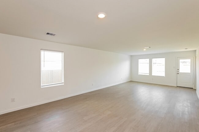 property at 10818 Bird Of Paradise Ln