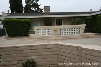 1526 Sundial Terrace in El Cajon, CA - Building Photo - Building Photo