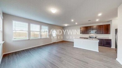 8811 Adolph Scheel Wy in Converse, TX - Building Photo - Building Photo