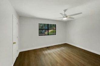 19 Sweetbay Ct in Durham, NC - Building Photo - Building Photo