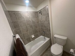 11937 Silver Cobblestone Way in Ft. Myers, FL - Building Photo - Building Photo