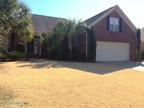 3905 Verdura Dr in Wilmington, NC - Building Photo - Building Photo