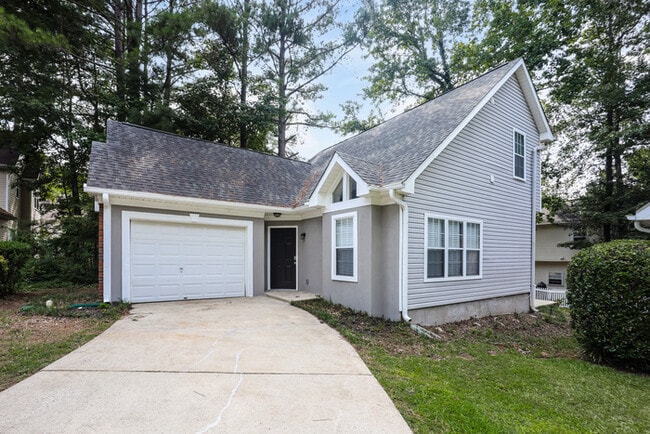 719 S Fairfield Dr in Peachtree City, GA - Building Photo - Building Photo