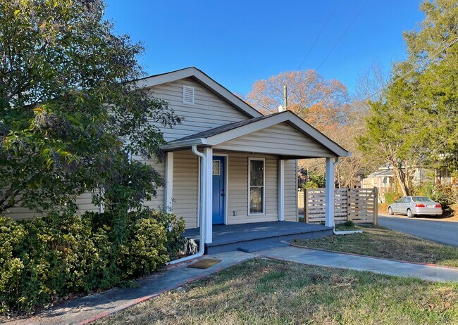 433 N Rocksprings St in Athens, GA - Building Photo - Building Photo