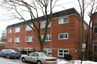 800 Custer Ave in Evanston, IL - Foto de edificio - Building Photo