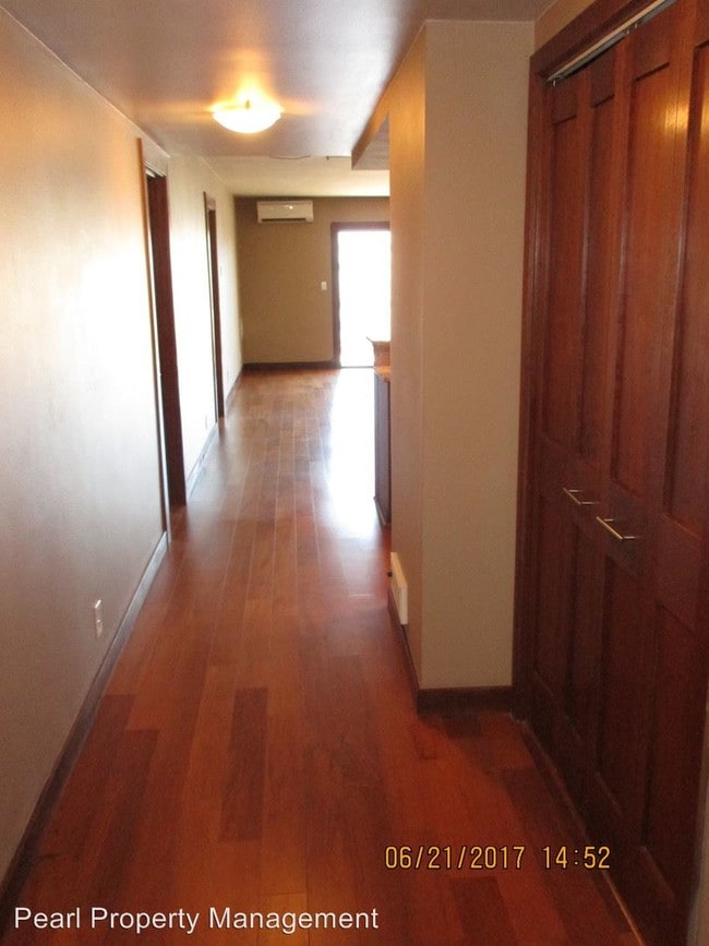 2211 SW 1st Ave-Unit -#1301 in Portland, OR - Building Photo - Building Photo