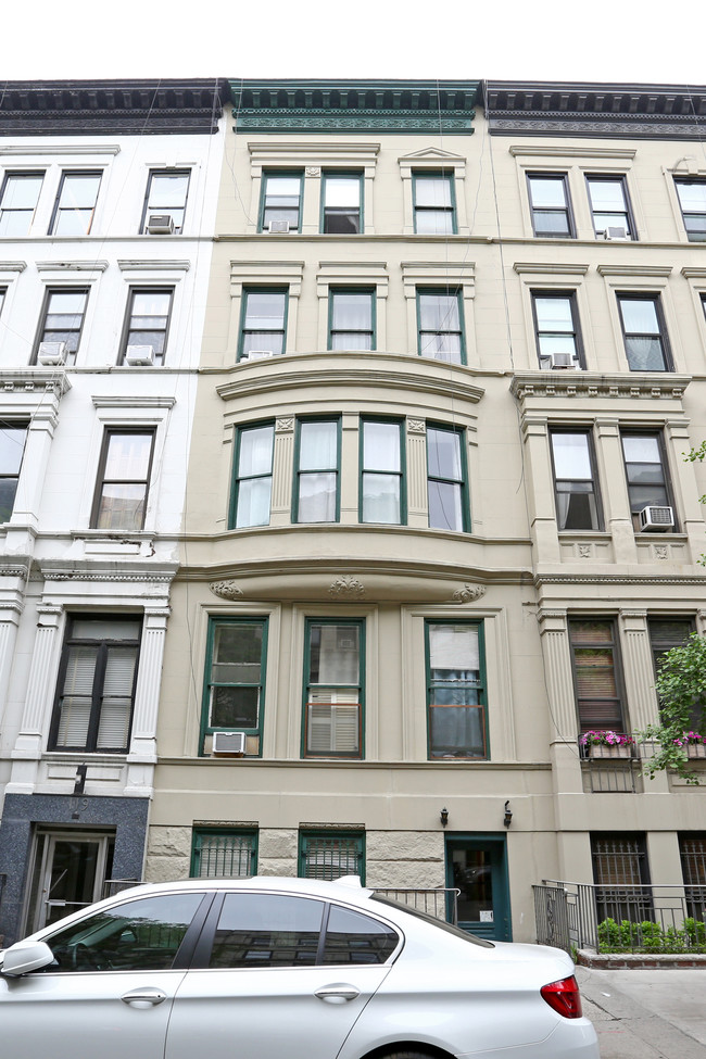 117 W 75th St in New York, NY - Foto de edificio - Building Photo