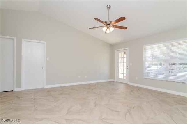 2780 W Price Blvd in North Port, FL - Building Photo - Building Photo