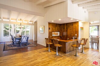 29151 Cliffside Dr in Malibu, CA - Building Photo - Building Photo