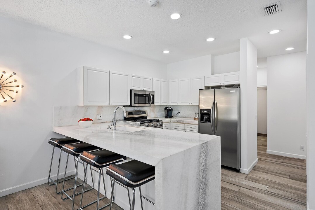 8208 Heritage Club Dr in West Palm Beach, FL - Building Photo