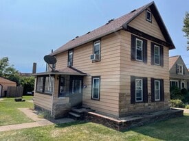 4919 Behrwald Ave, Unit Unit 1 in Cleveland, OH - Building Photo