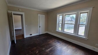 726-730-730 Genesee St in Rochester, NY - Building Photo