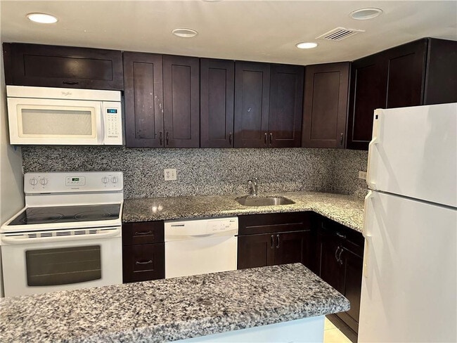 property at 3680 Inverrary Dr