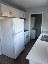 225 1/2 N Townsend Ave, Unit 1 in Los Angeles, CA - Foto de edificio - Building Photo