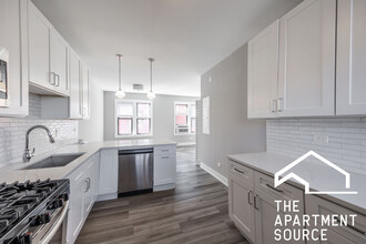 3943 N Janssen Ave, Unit 3S in Chicago, IL - Building Photo - Building Photo