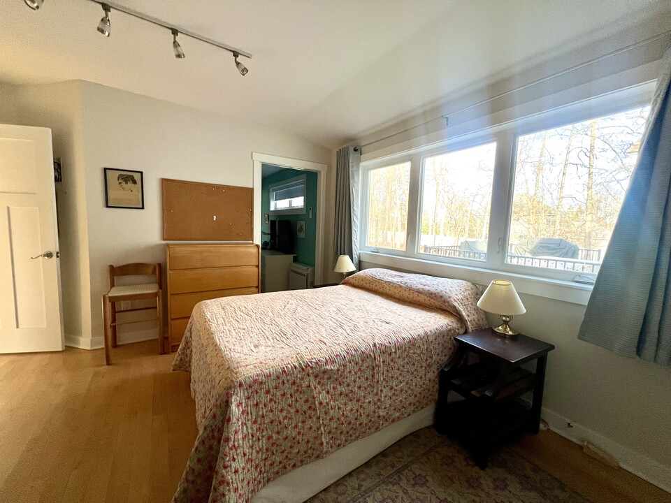 3 Wintergreen Cir in Amherst, MA - Building Photo