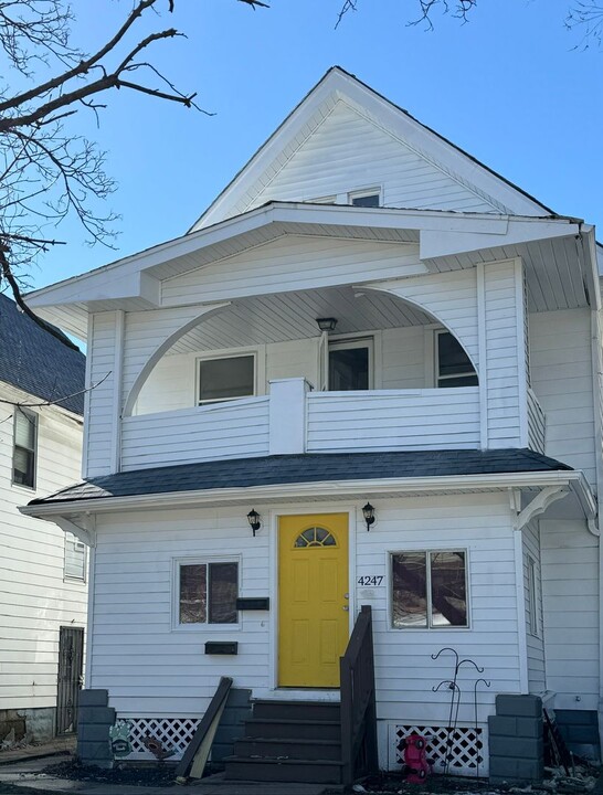 4247 Archwood Ave in Cleveland, OH - Building Photo