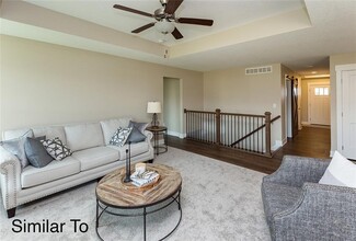 313 NE Meadow Ln in Ankeny, IA - Building Photo - Building Photo