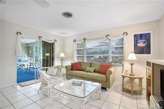 1117 NE Kubin Ave in Jensen Beach, FL - Building Photo - Building Photo