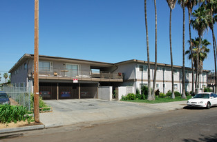 Fresno Palms Apartments