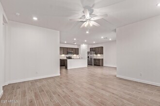 17768 W Onyx Ave in Glendale, AZ - Building Photo - Building Photo